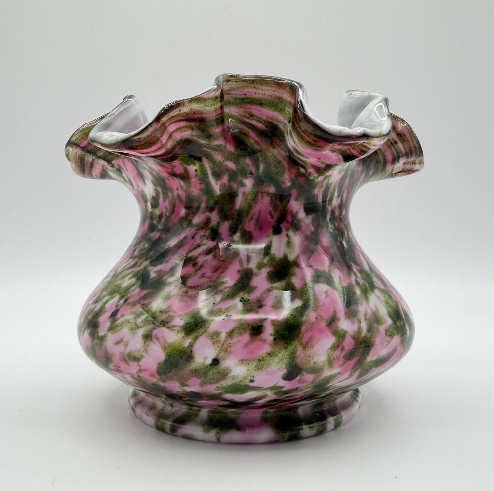Fenton Vasa Murrhina Pink with Green Aventurine Ruffled Edge Rose Bowl Vase 4”